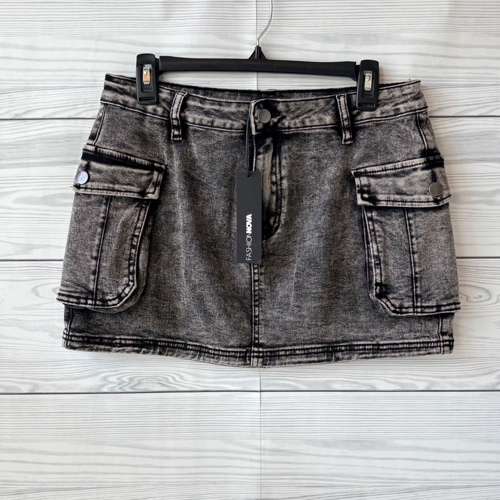 Fashion Nova Davi Mineral Wash Denim Cargo Mini Skirt Grey Size L
